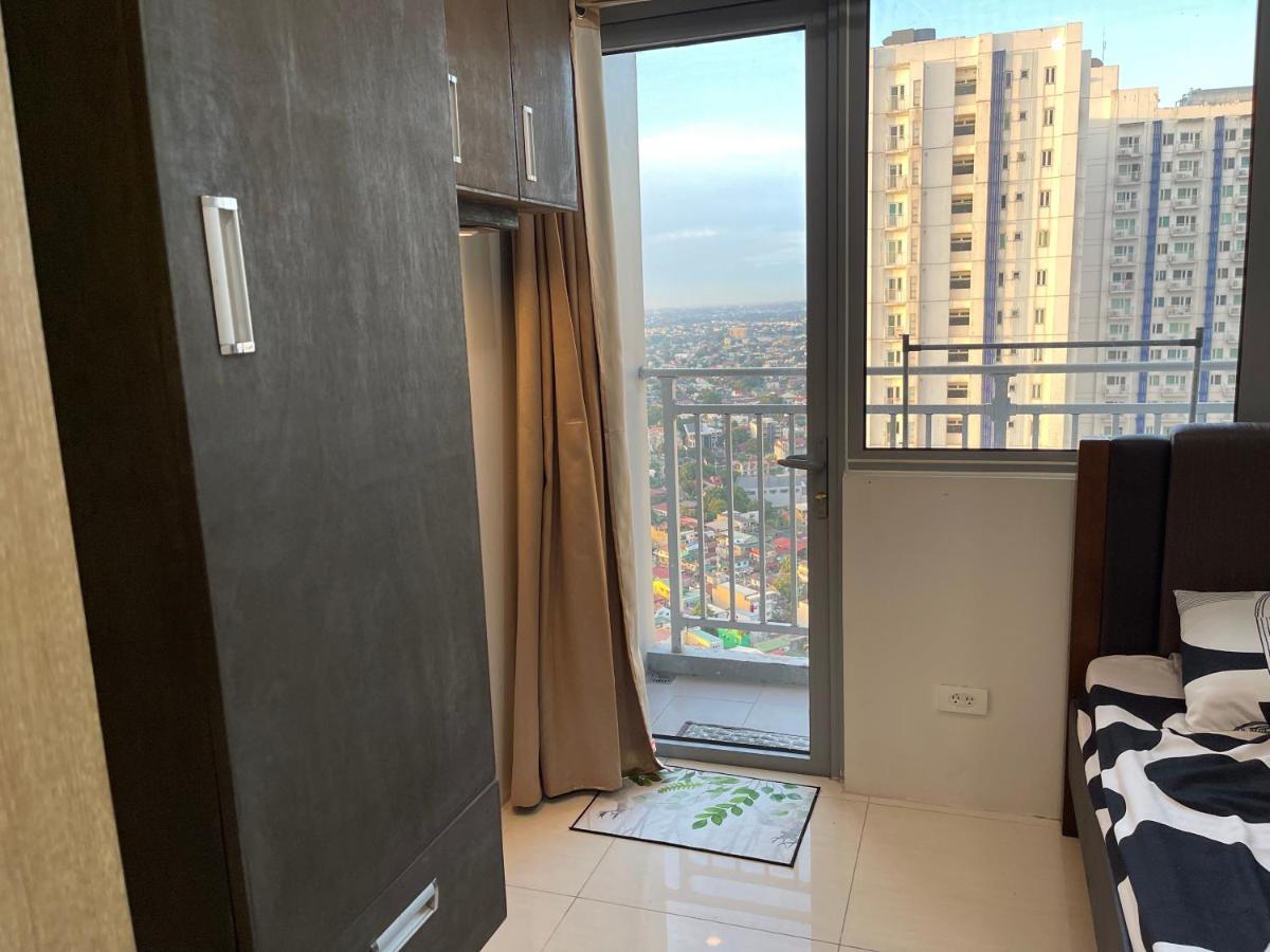 Relaxing City View Aparthotel Manila Exterior photo