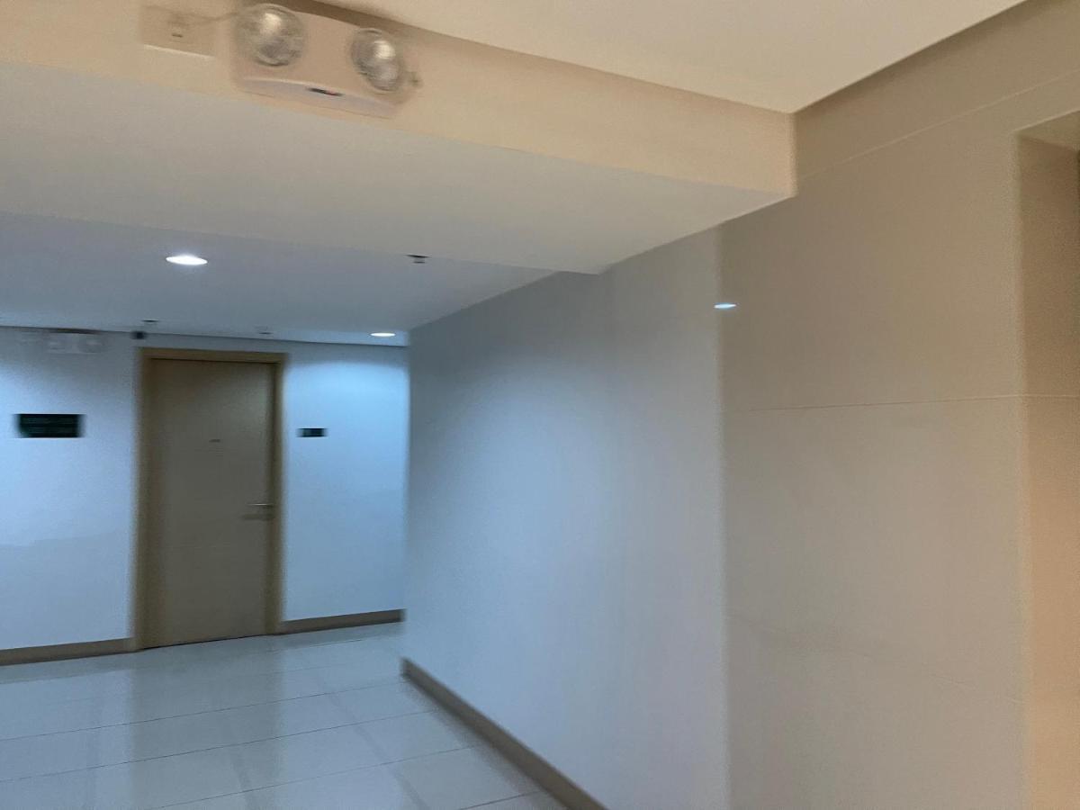 Relaxing City View Aparthotel Manila Exterior photo